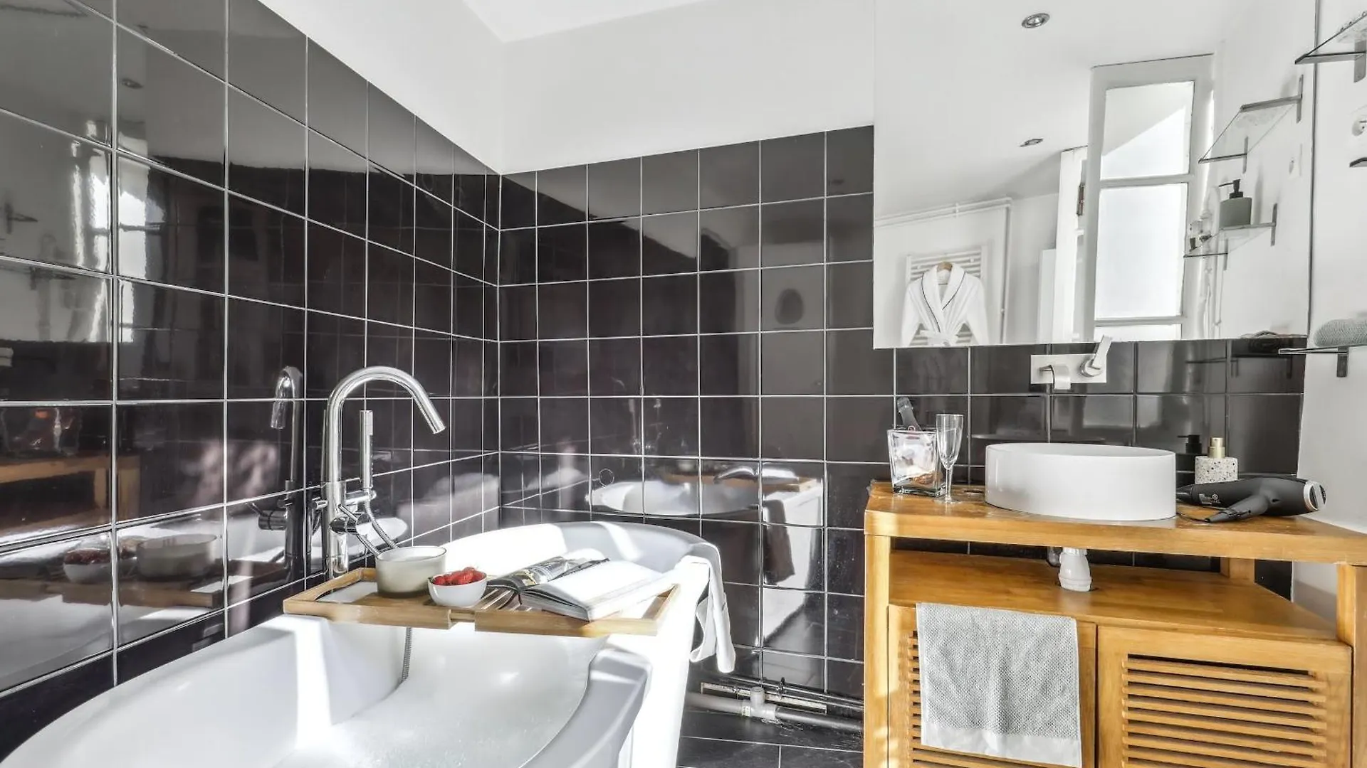 Apartment Le Marais & Place De La Republique - 2Br - Cityapartmentstay Paris